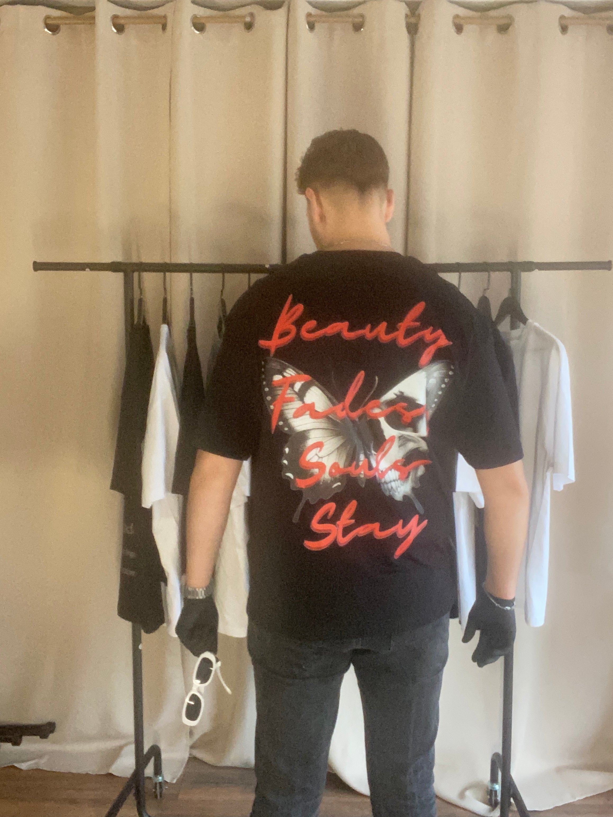 Beauty Fades – Souls Stay - oversized