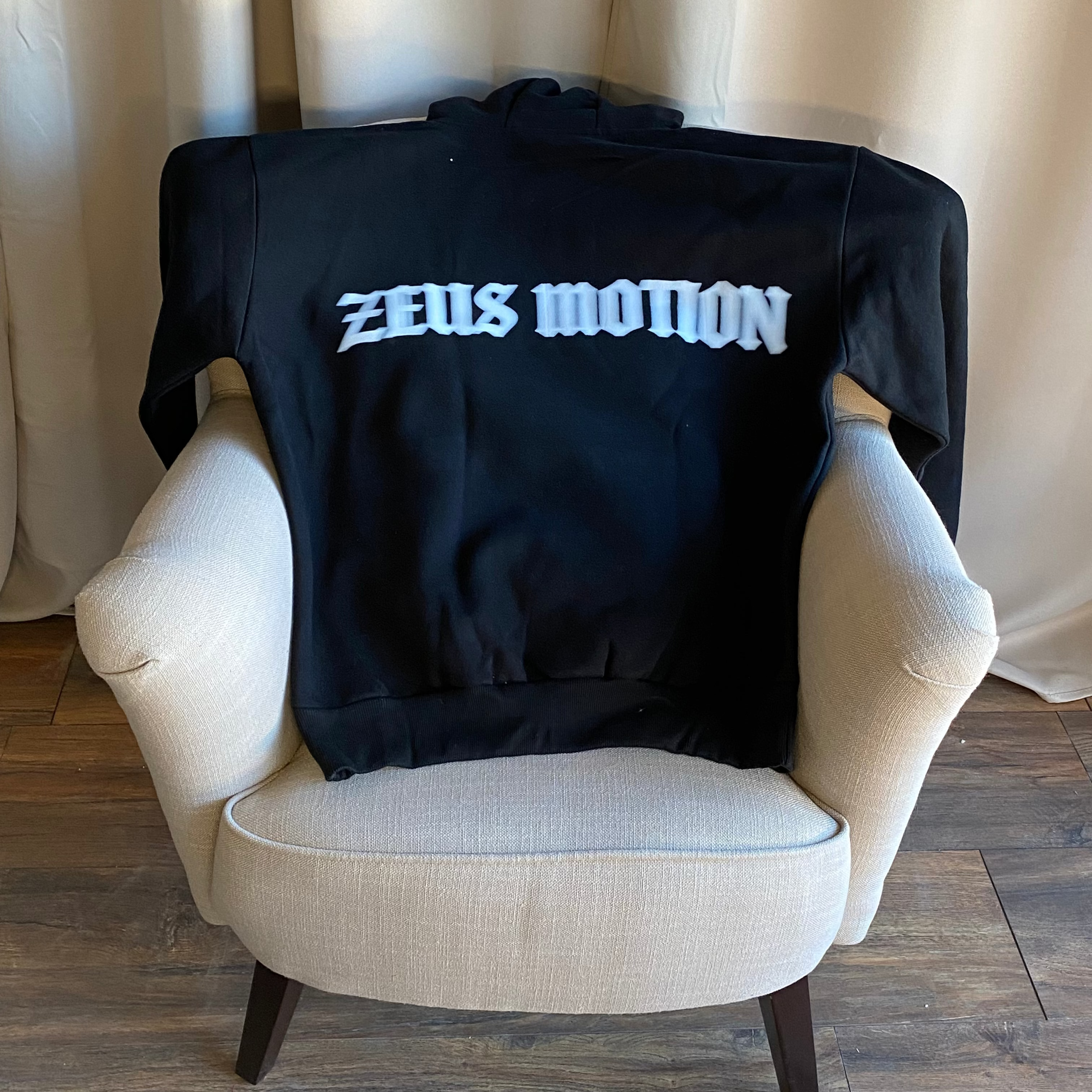 Blurry Identity - black