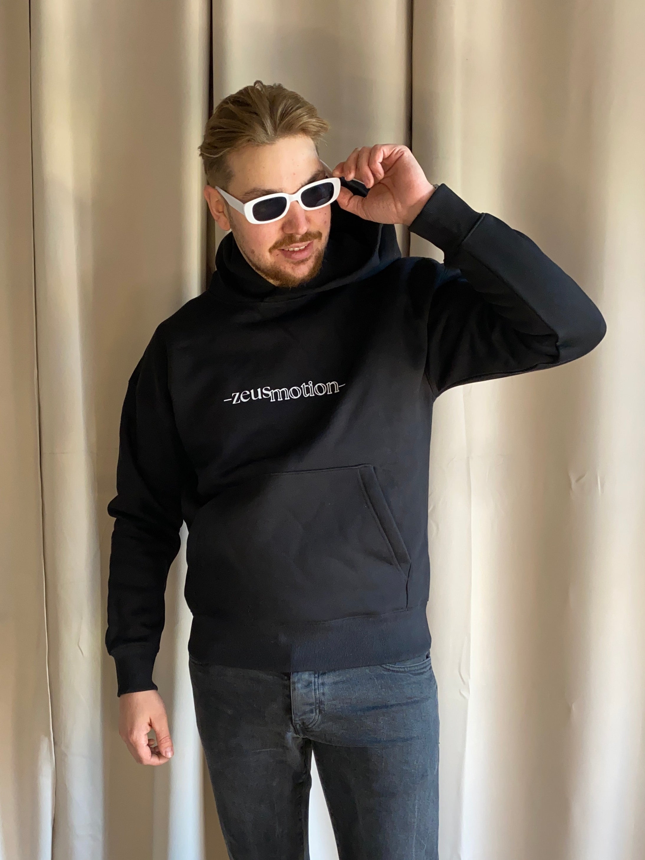 Essential Power - black