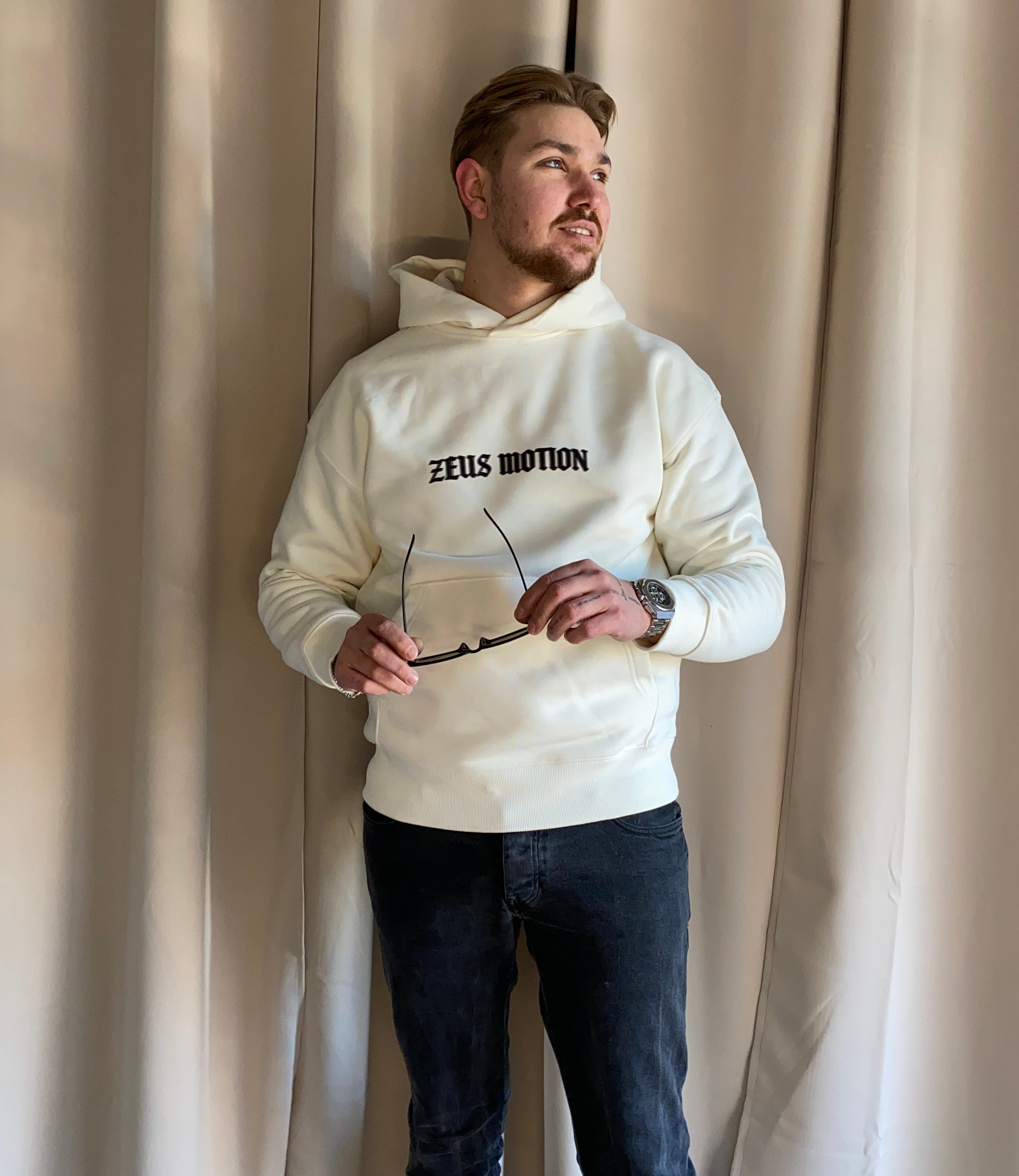 Blurry Identity - Off-White